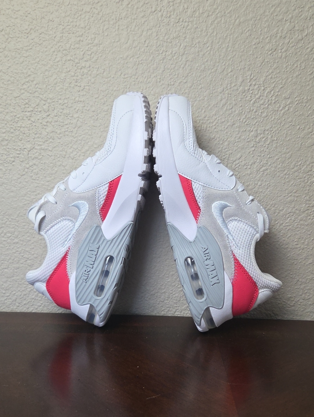 Women's Nike Air Max Shoes - Picture 3 of 6